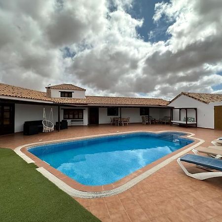 Villa With Pool In The Centre Of Fuerteventura Антигуа Экстерьер фото